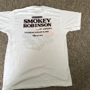 Smokey Robinson 1983 t shirt -Schaefer Pres. at MMC Philly - sz. Large - NEW!